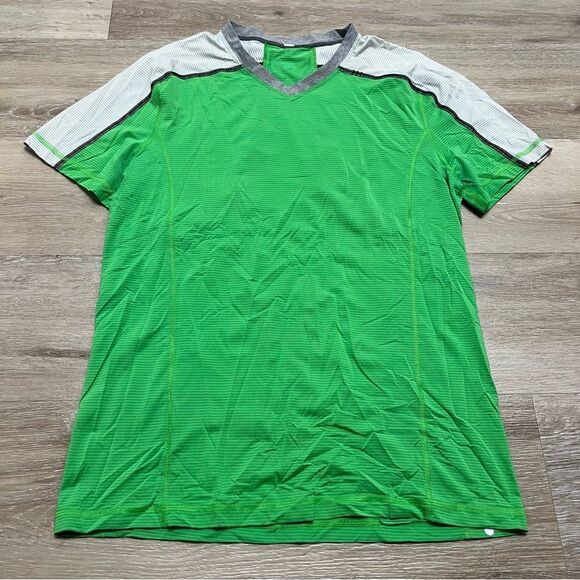 Lululemon Men Shirt Medium Green Striped Stretch Athletic Breathable Gym Workout - Picture 1 of 7